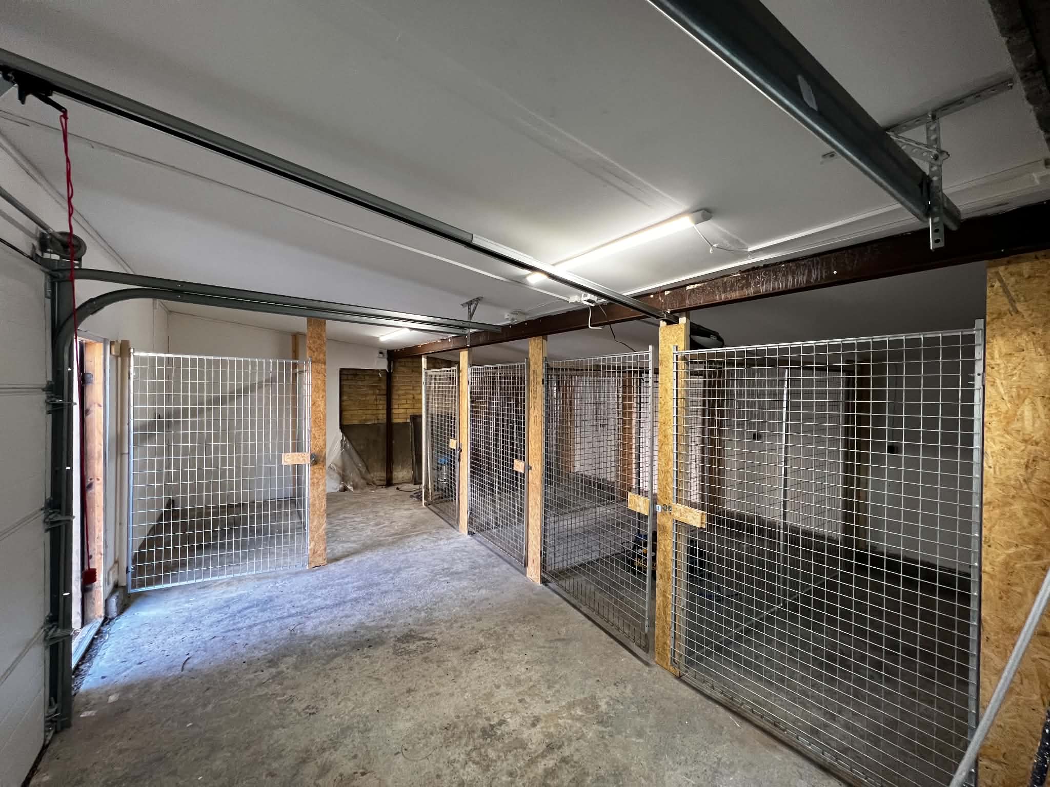Låsbara förrådsboxar att hyra i Landskrona — larmat och uppvärmt